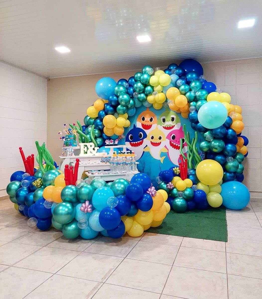 Birthday balloon decoration setup Bengaluru